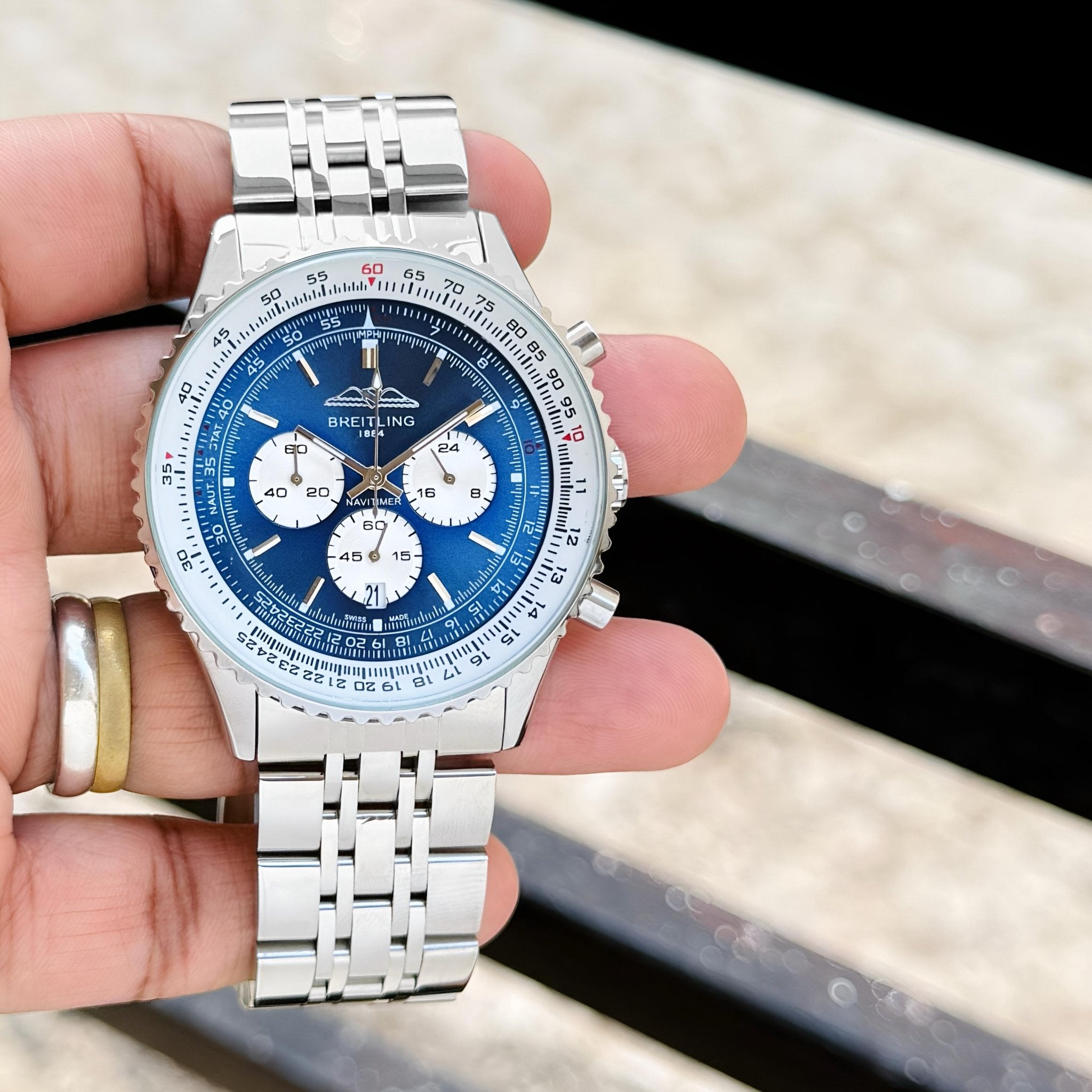 Breitling Navy-timer Chronograph - ZypherPremium