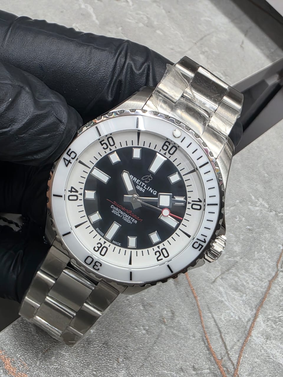 Breitling Superocean Automatic 36 - ZypherPremium