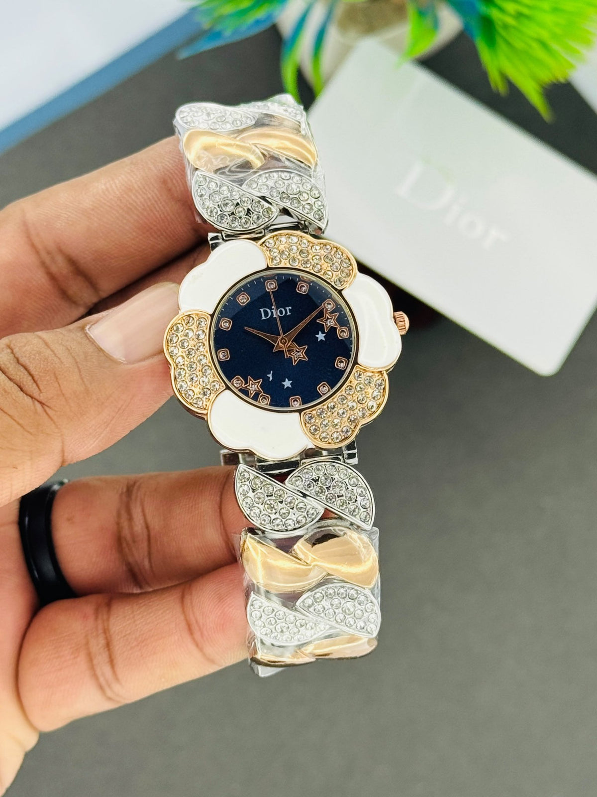 Dior floral-motif - ZypherPremium