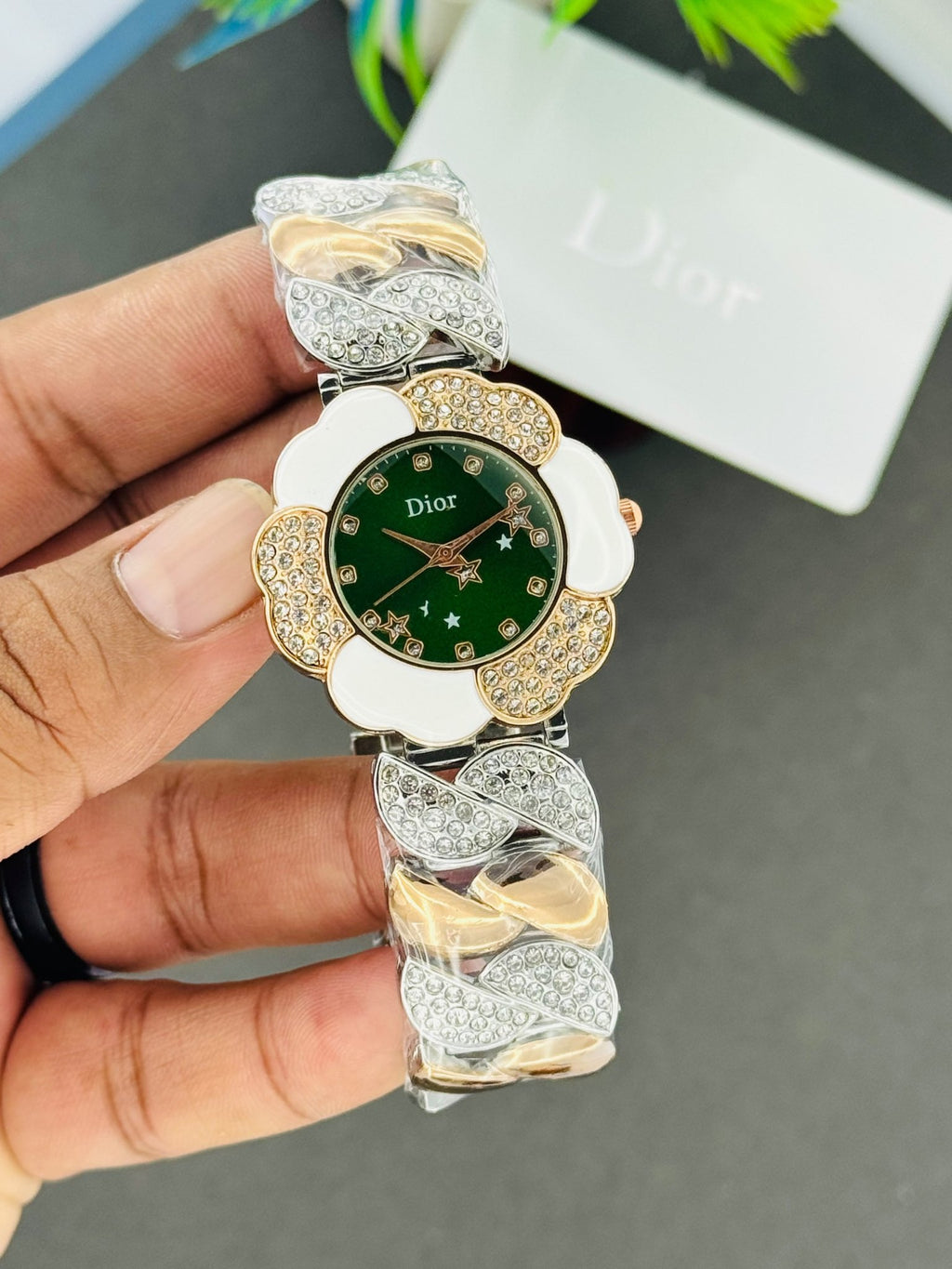 Dior floral-motif - ZypherPremium