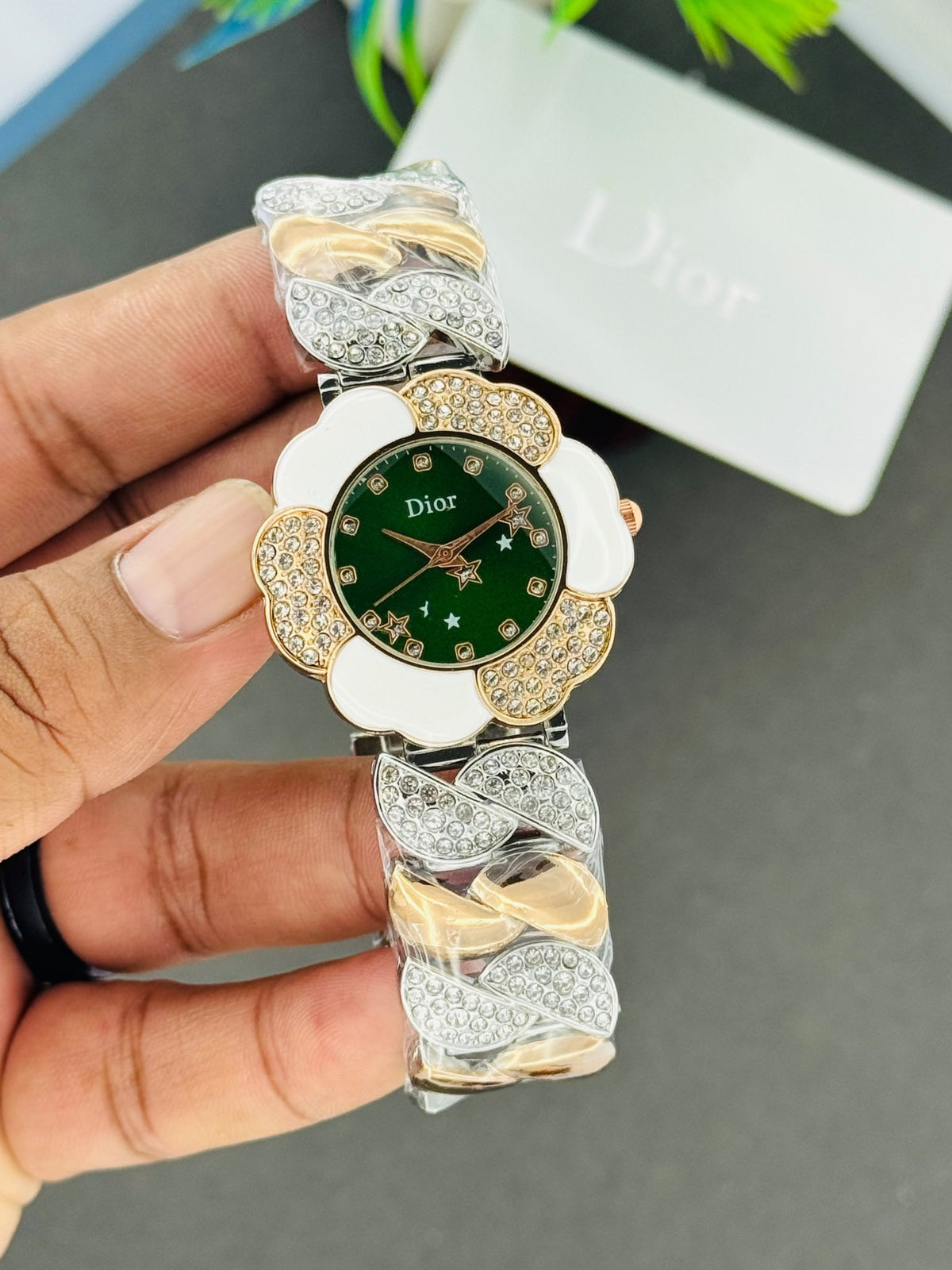 Dior floral-motif - ZypherPremium