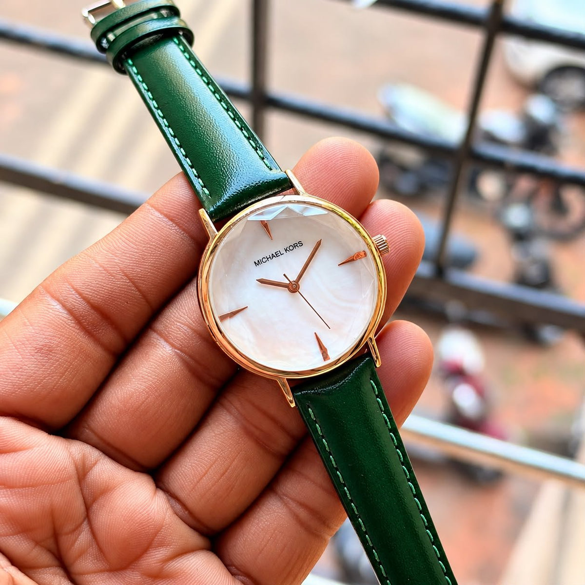 Michael Kors Emerald Green edition - ZypherPremium