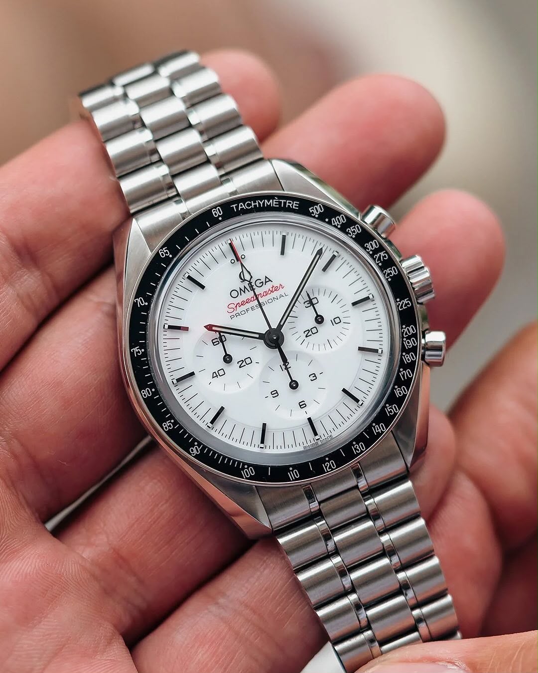 Omega Seamaster Professional Diver 300M White - ZypherPremium