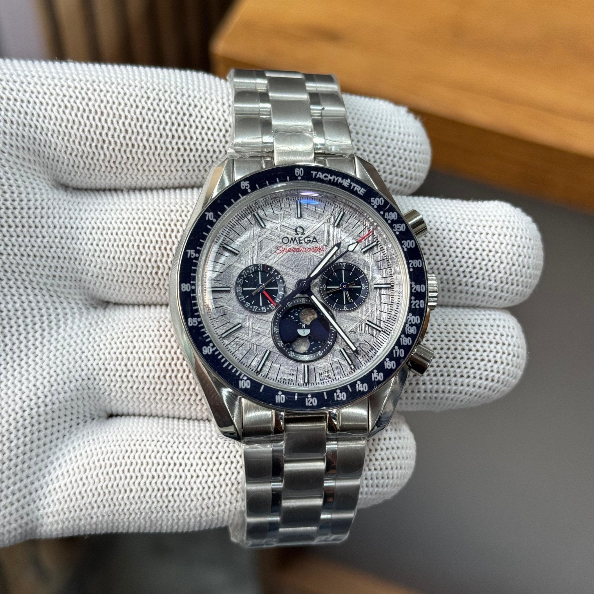 OMEGA Speedmaster Moonphase Meteorite Dial - ZypherPremium