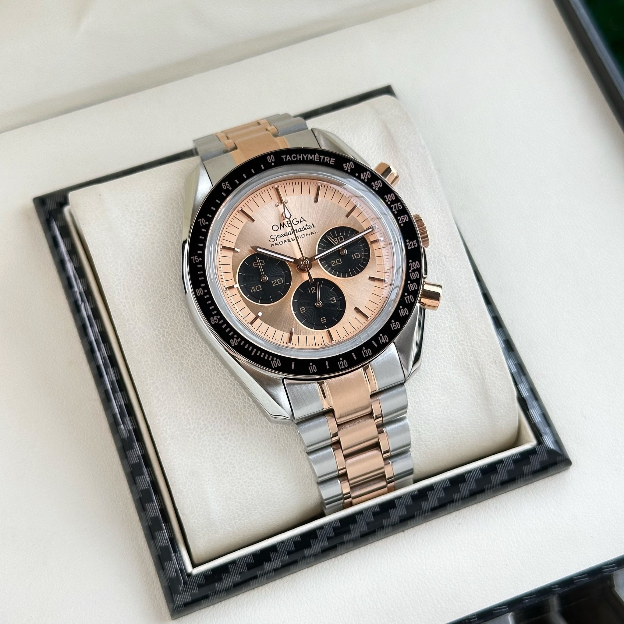 Omega Speedmaster Moonwatch - ZypherPremium