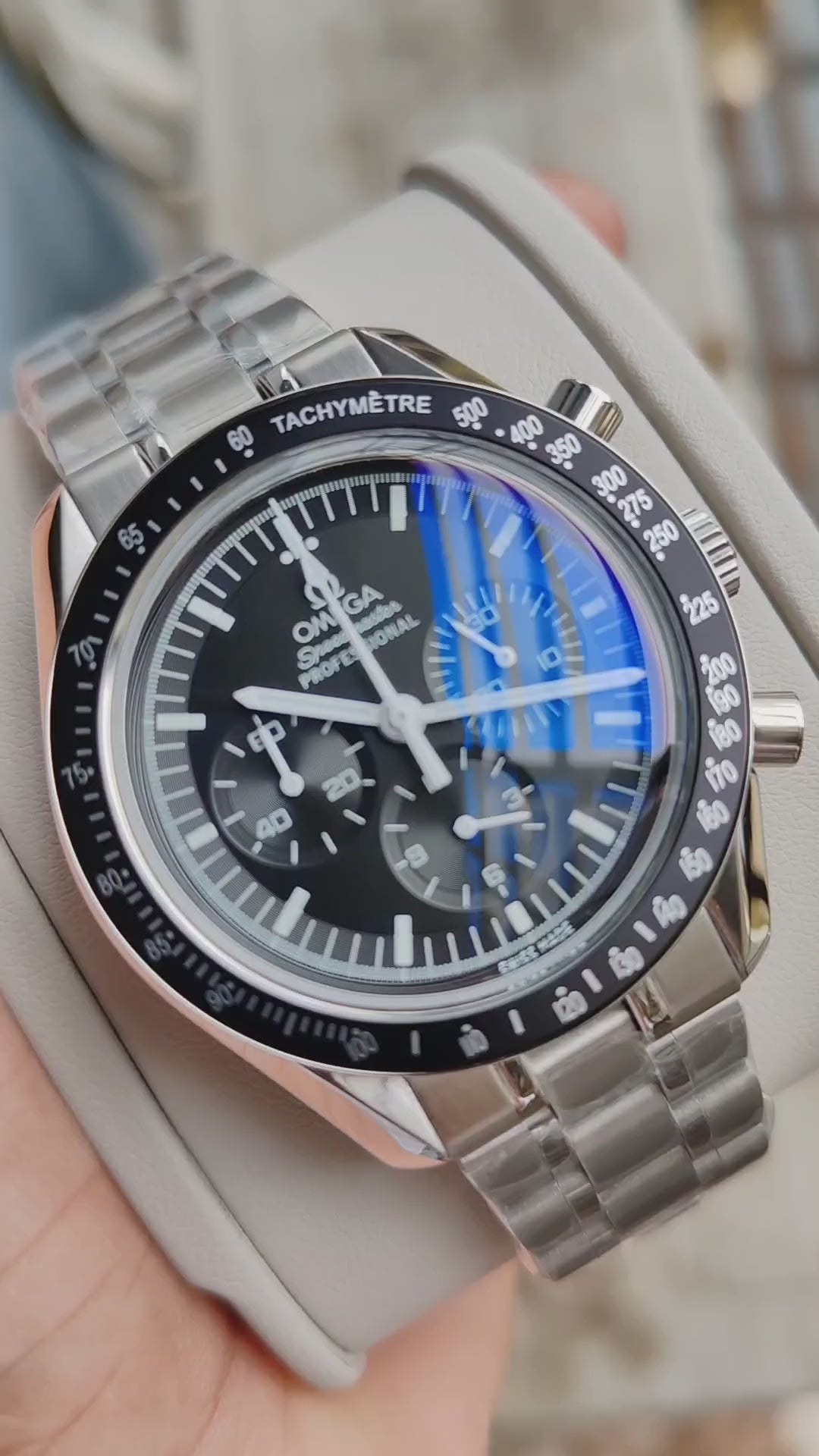 Omega Speedmaster Moonwatch