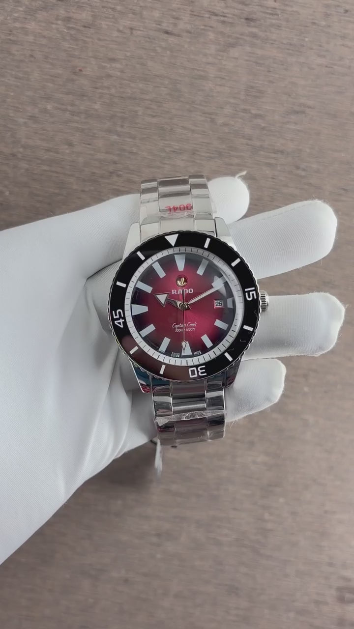 Rado captain cook Burgundy