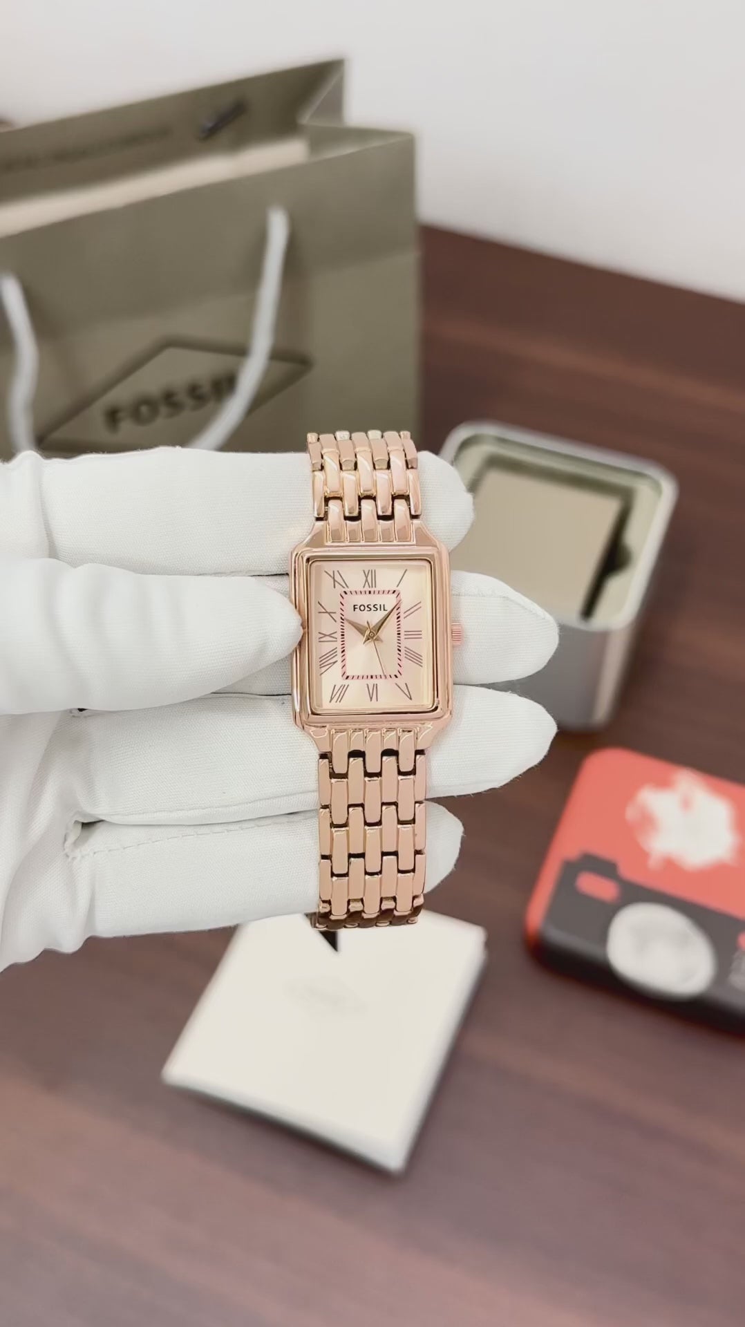 Fossil Square Ladies