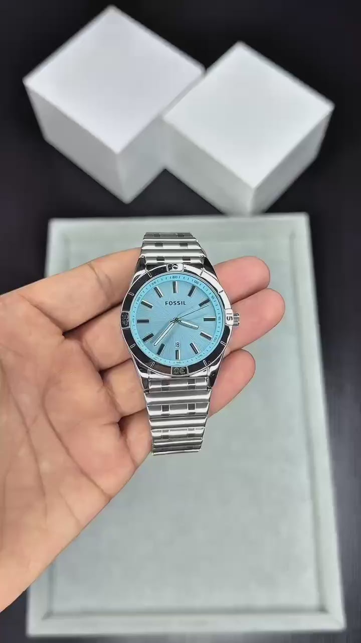 Fossil everett