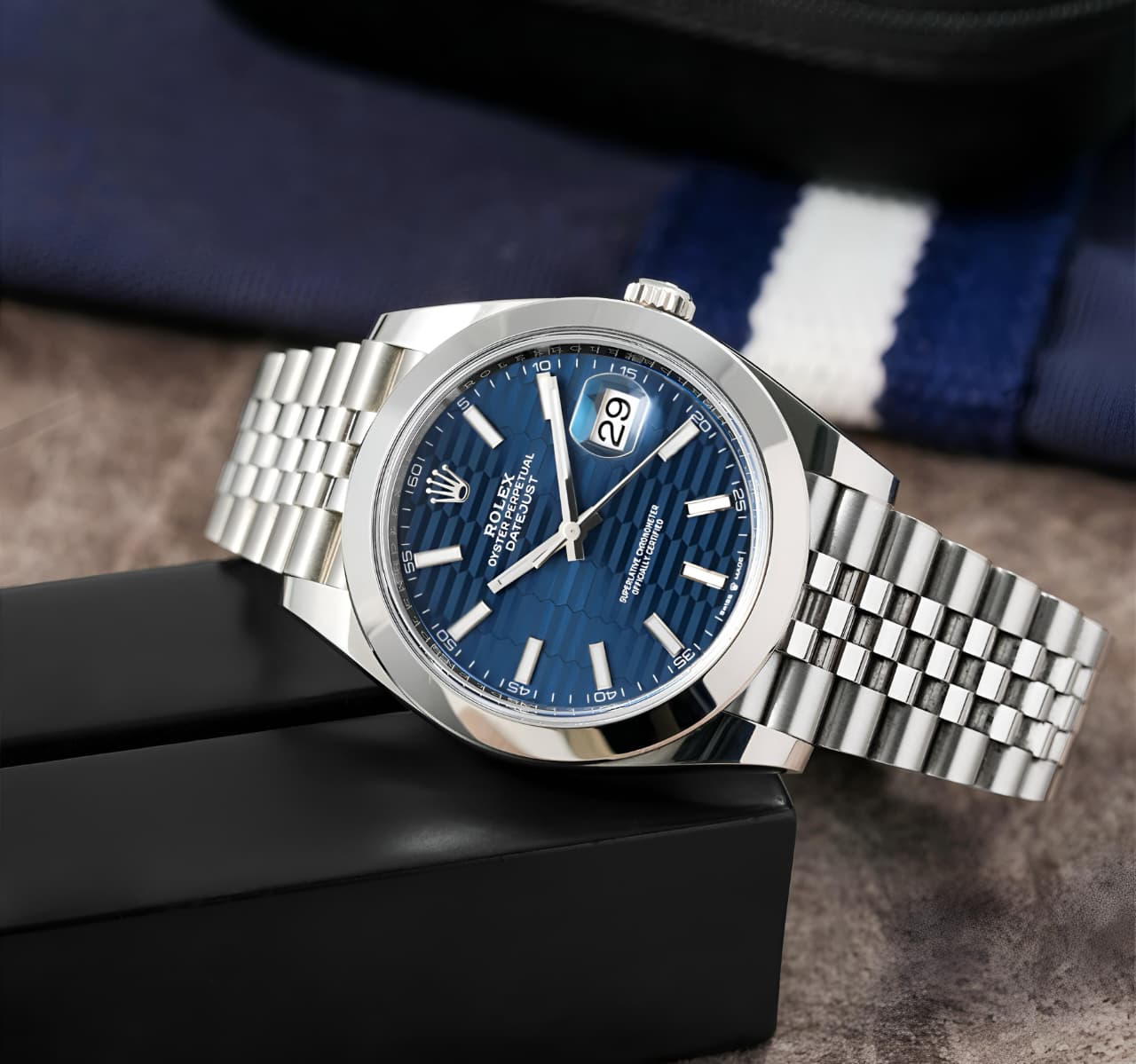 Rolex Date-Just Bright blue - ZypherPremium