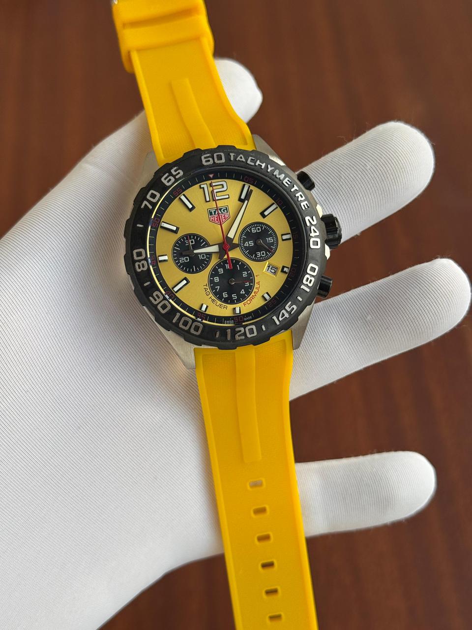 TAG HEUER formula one chronograph - ZypherPremium