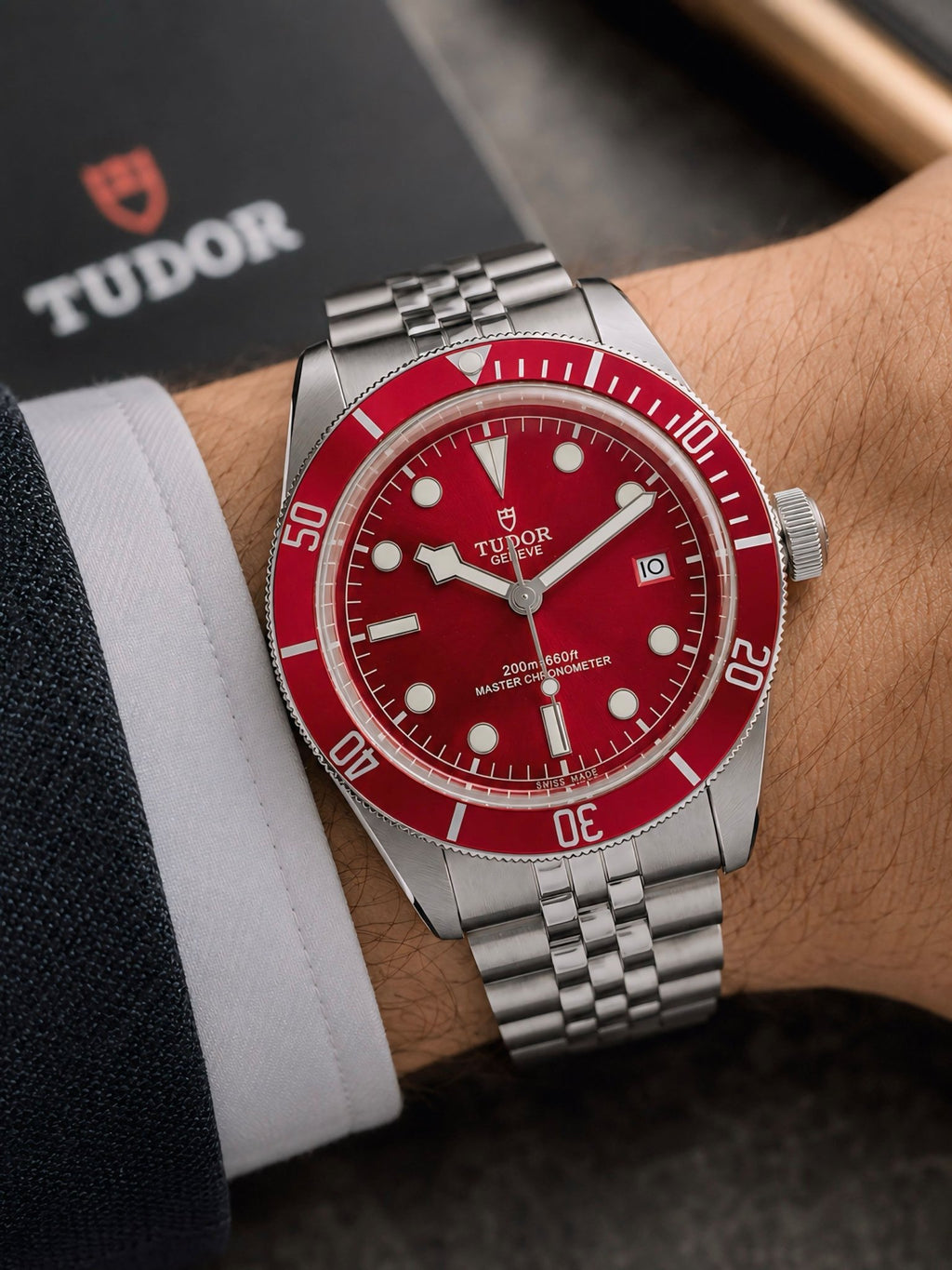 Tudor BlackBay (Red) - ZypherPremium